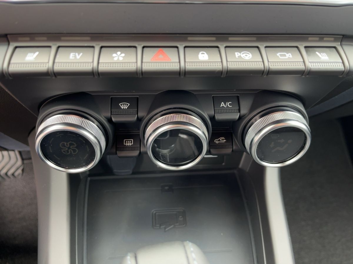 Renault Arkana TECHNO E-Tech Full Hybrid - Samsaru's Car Outlet