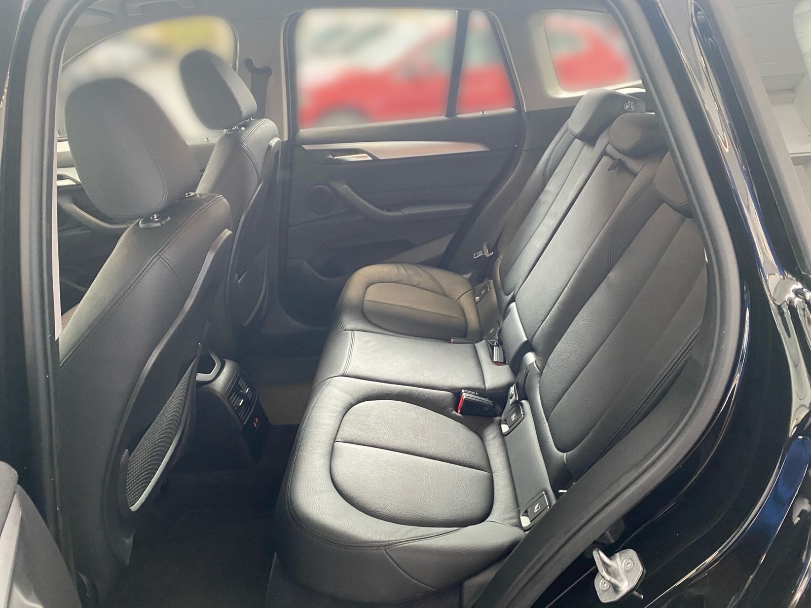 BMW X1 xDrive25e Advantage - Samsaru's Car Outlet
