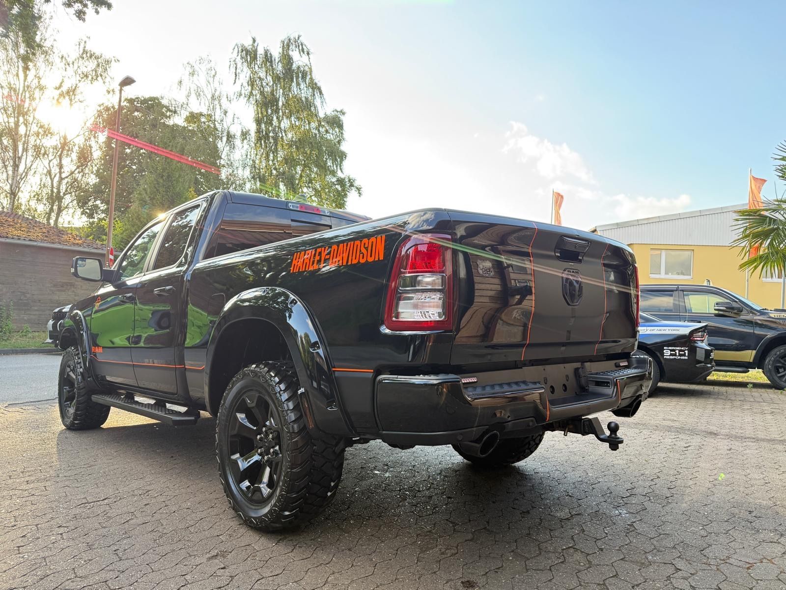 Dodge LIMITED*HARLEY*LPG*OFFROAD*NAVI*AHK*4X4*LIFT*PDC