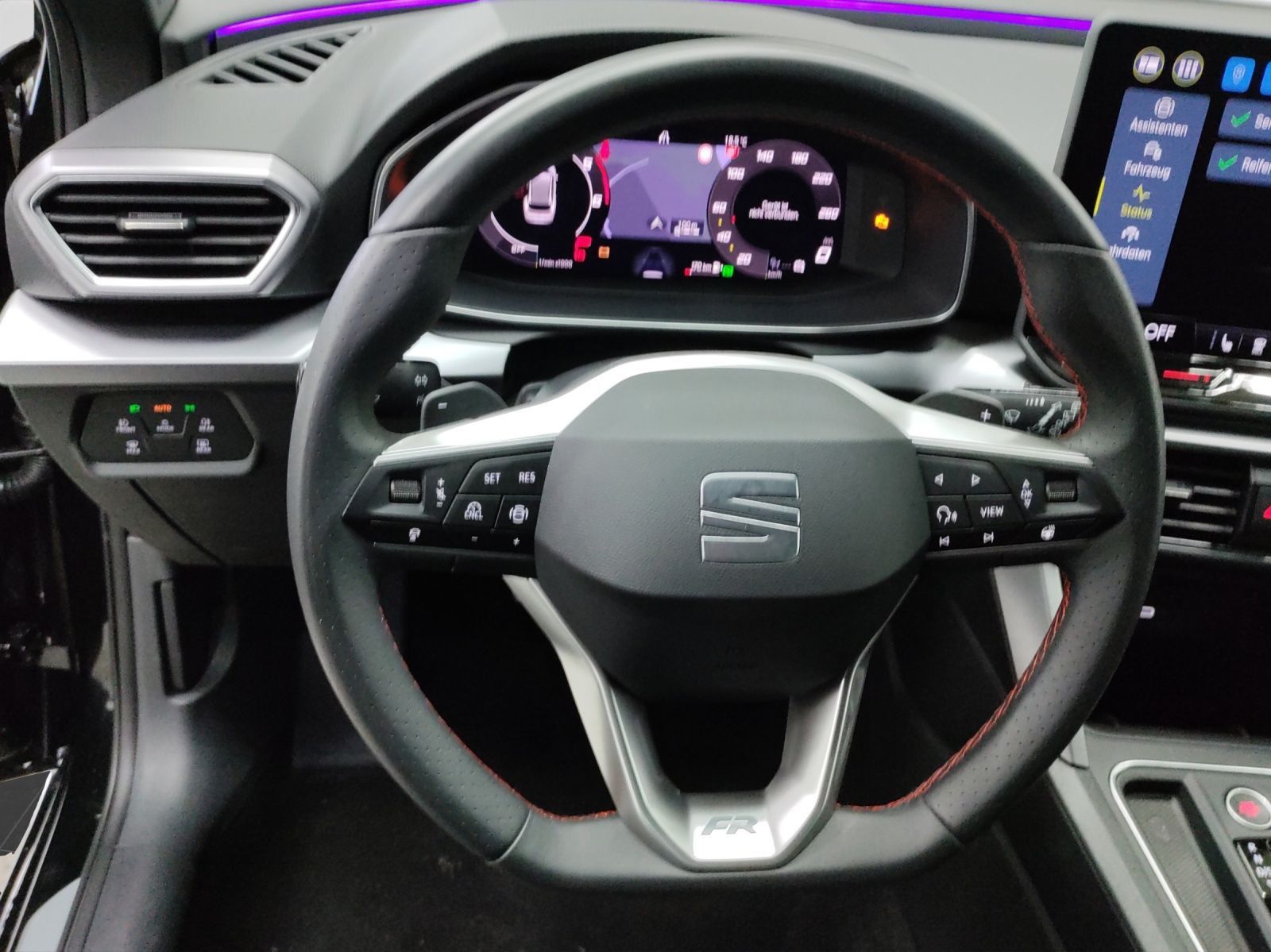 Seat Leon Sportstourer 2.0 TDI DSG FR NAVI AHK AC GJR