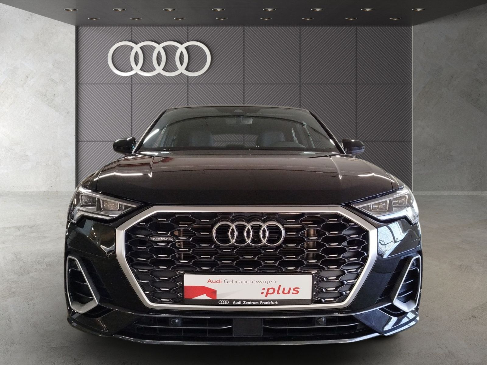 Audi Q3 Sportback 40 TFSI quattro S line - Samsaru's Car Outlet