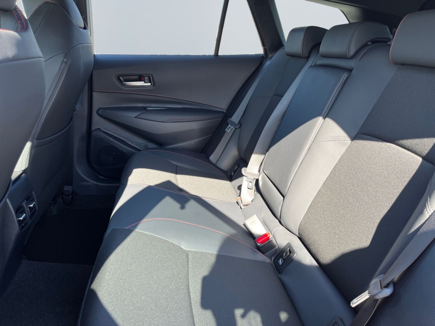 Toyota Corolla 2.0 Hybrid TS GR Sport *LED*1,99 % Finan