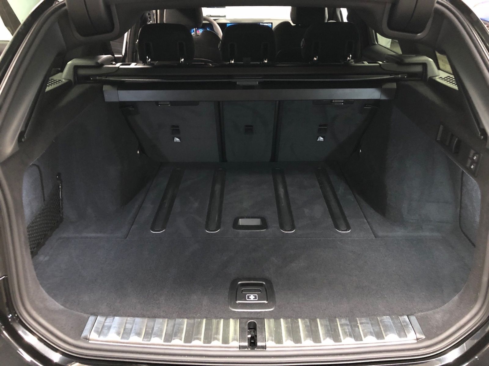BMW 320i Tour.*M-Sport*DrivAss*ParkAssPlus*AktivGesc
