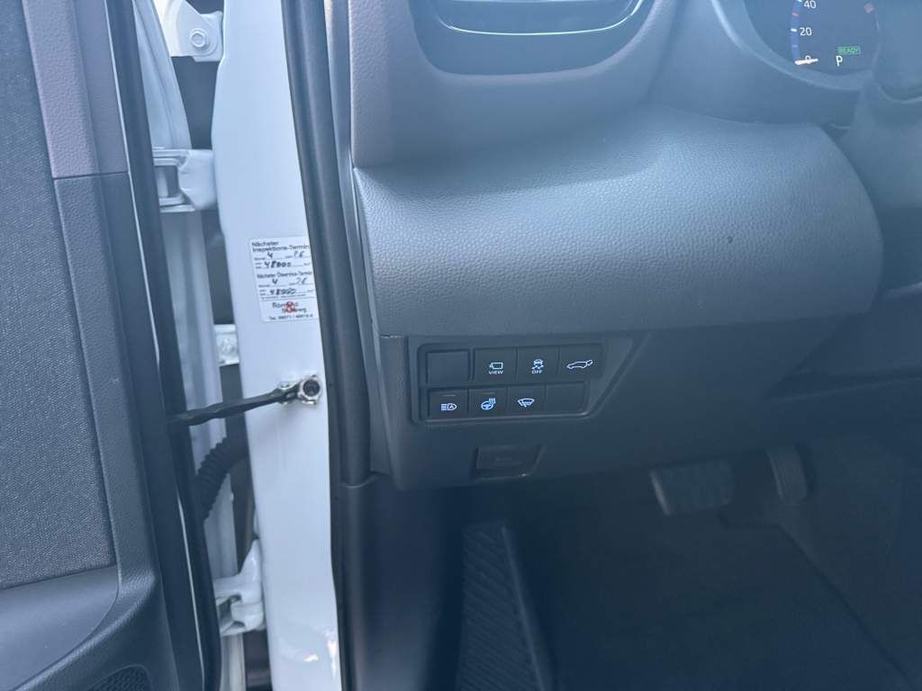 Toyota Yaris Cross Hybrid 1.5 VVT-i Elegant