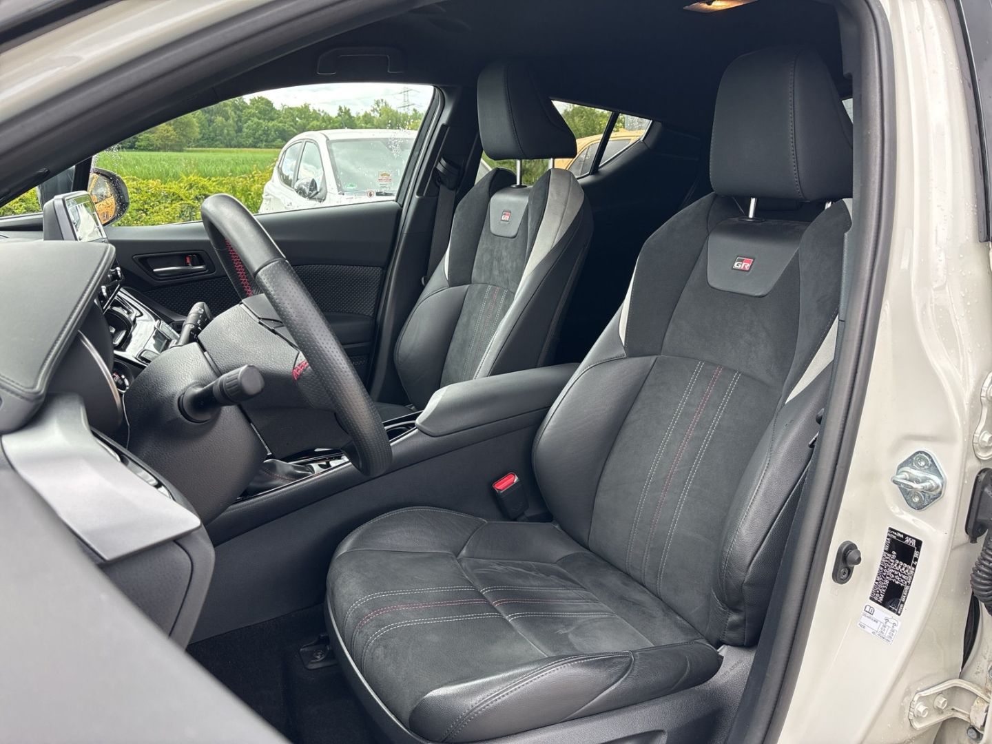 Toyota C-HR Hybrid GR Sport - Samsaru's Car Outlet