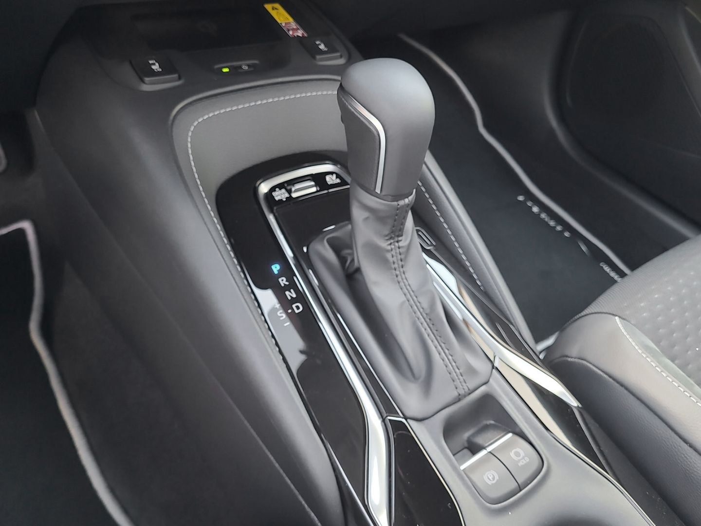 Toyota Corolla Touring Sports 2.0 Hybrid Lounge +Matrix