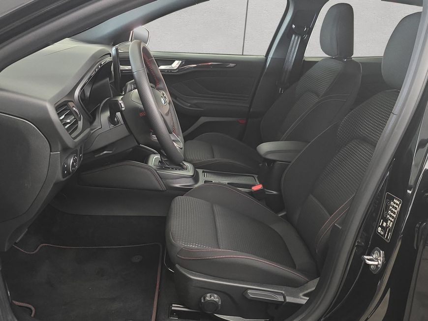 Ford Focus Turnier 1.0 EcoBoost Hybrid Aut. ST-LINE X