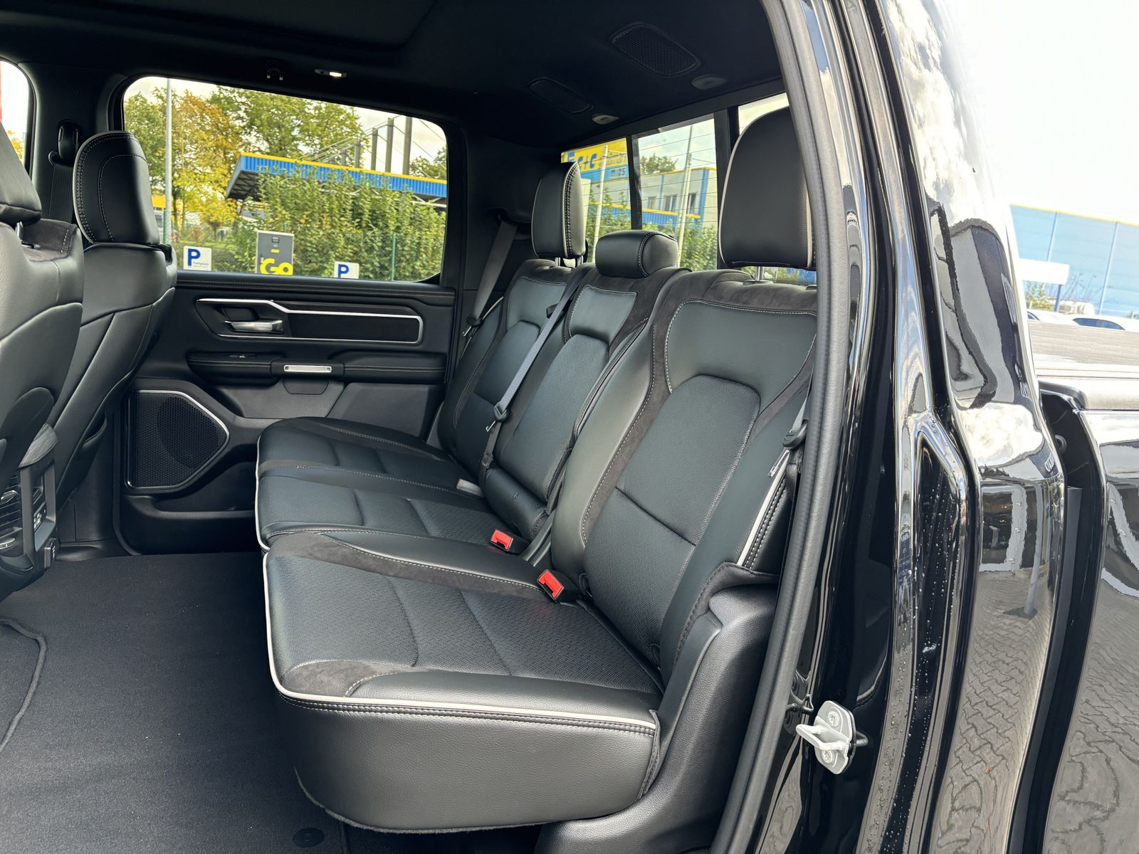 Dodge RAM 1500 Laramie Crew Cab *LPG* MY 2025