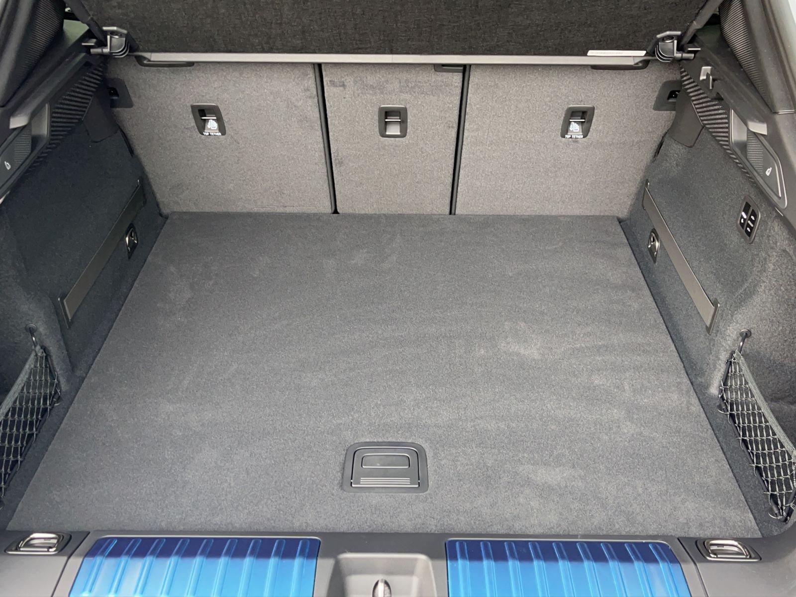 Porsche Macan 4 - Samsaru's Car Outlet