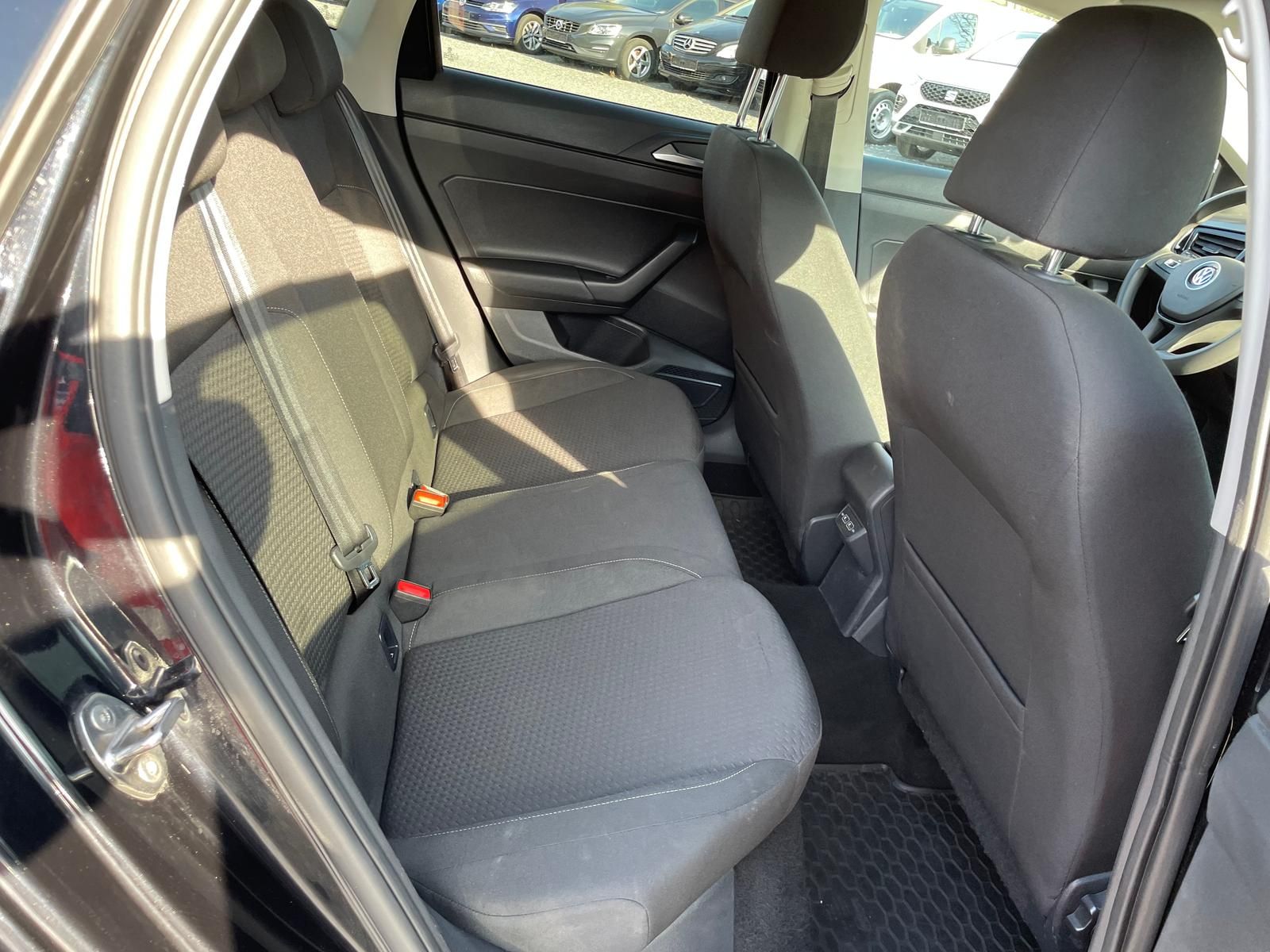 Volkswagen Polo VI 1.0 TSI Comfortline - Samsaru's Car Outlet