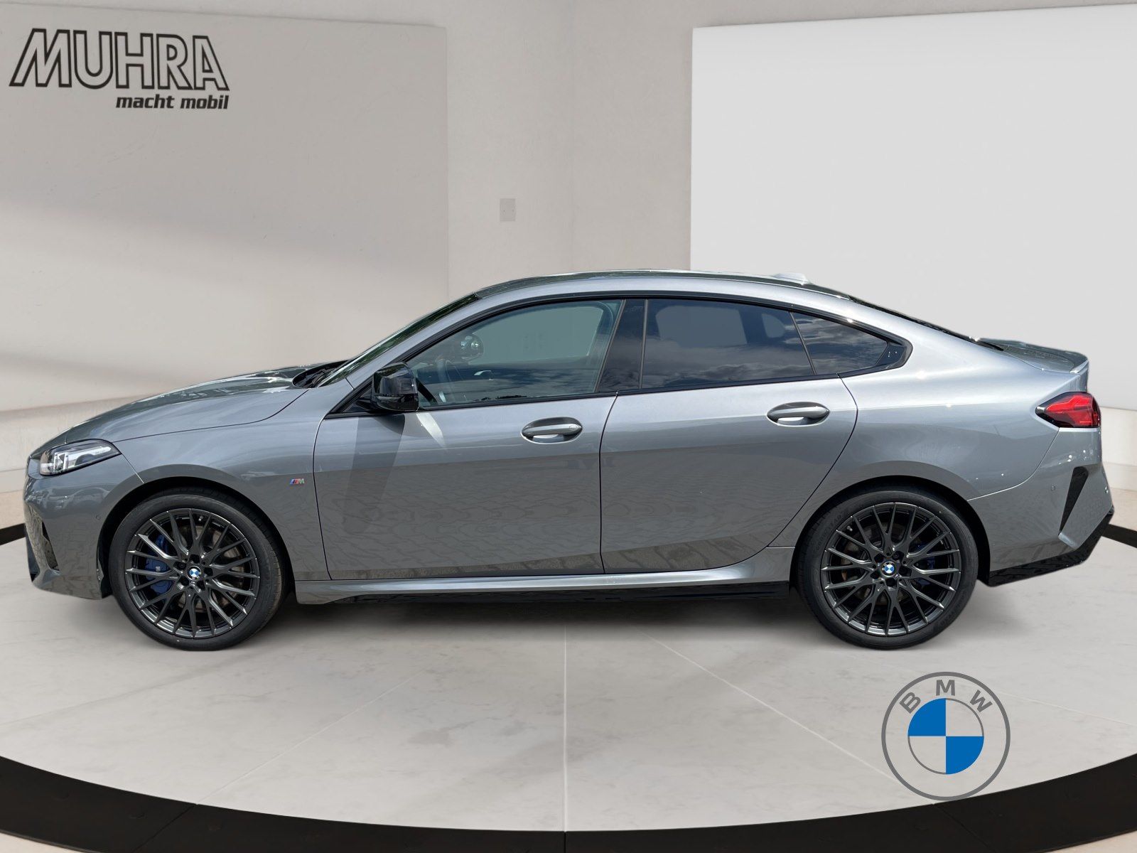 BMW M235 xDrive M Sport 19" Massage Lenkradhzg.