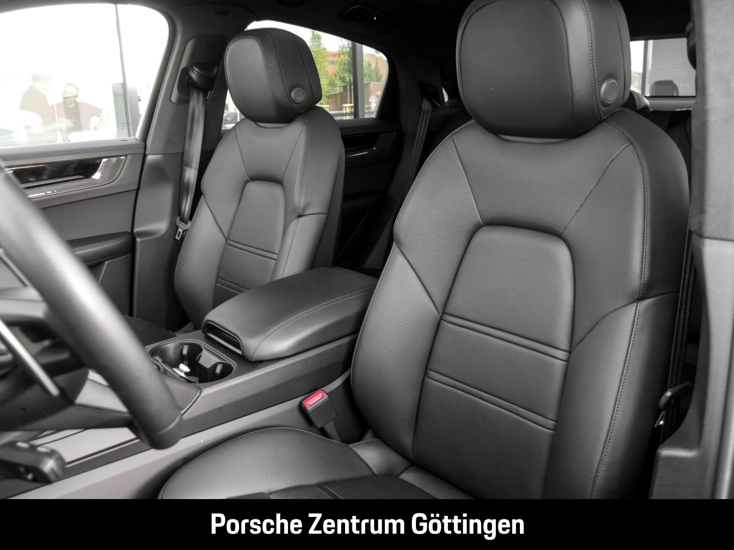 Porsche Cayenne GTS Coupe BOSE InnoDrive Surround-View