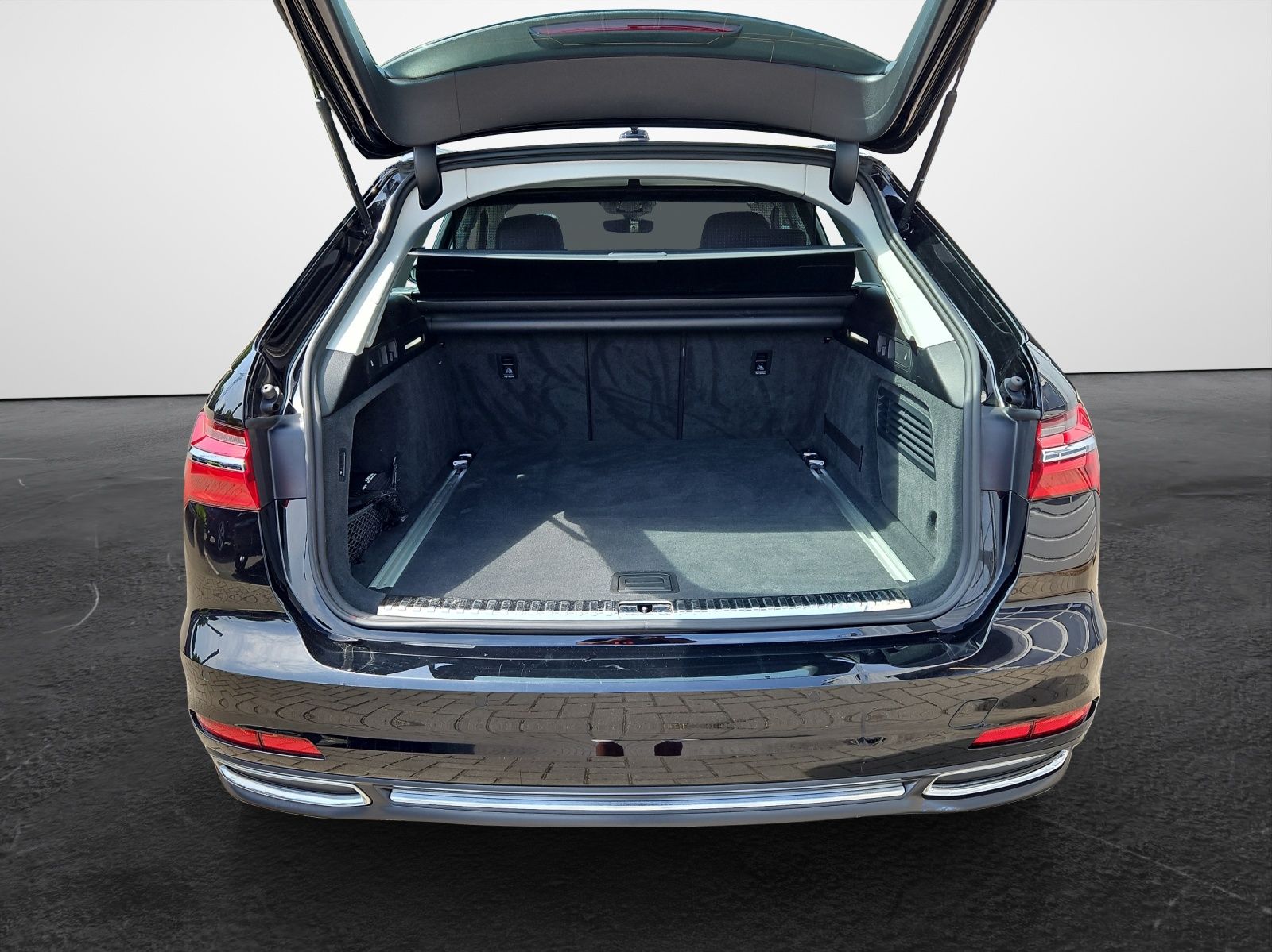 Audi A6 Avant 40 TDI S tronic Sport - Samsaru's Car Outlet