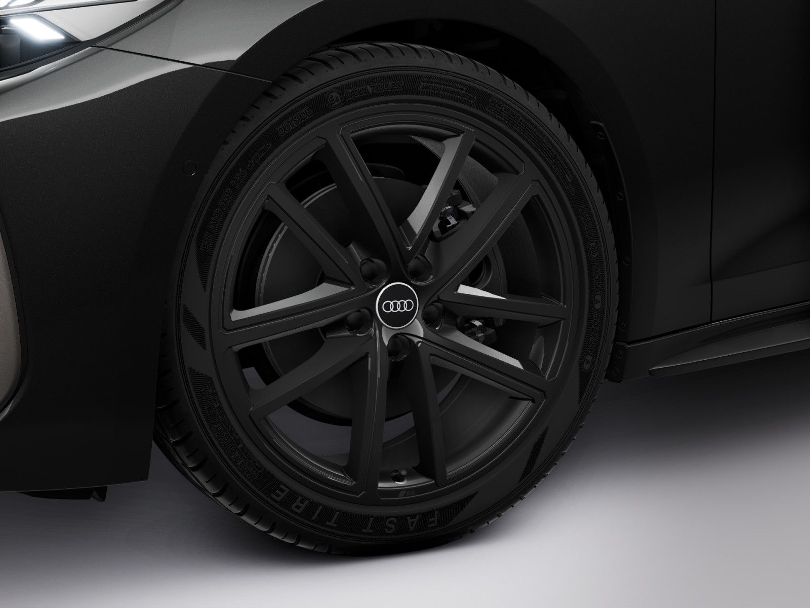 Audi A5 Avant 40 TFSI qu S line edition one S tro*B&O