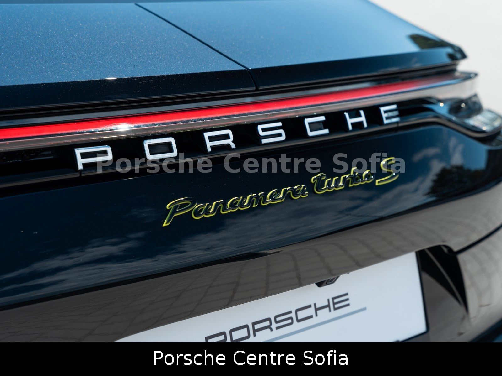 Porsche Panamera Turbo S E-Hybrid