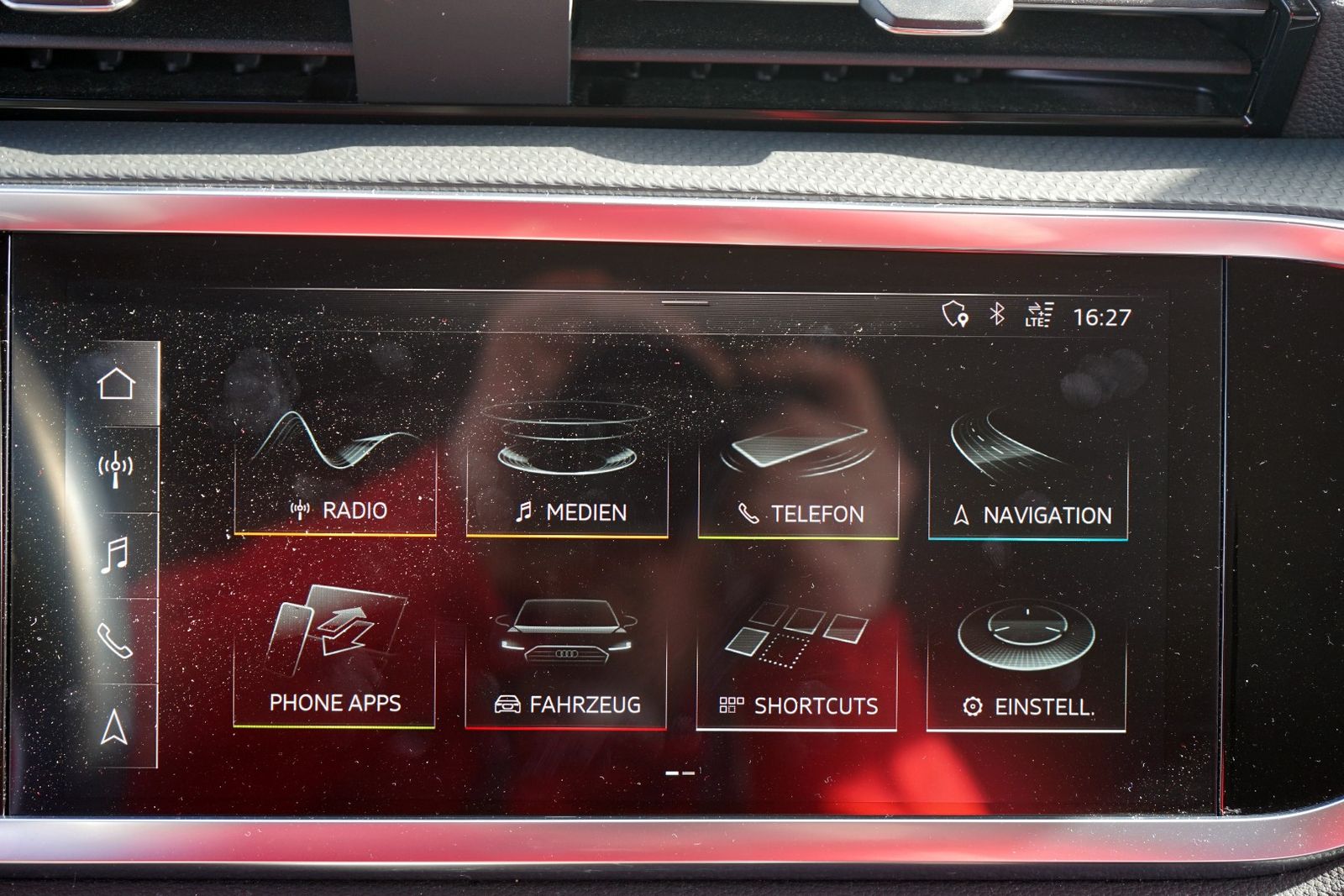 Audi Q3 40 TFSI qu. advanced - Samsaru's Car Outlet