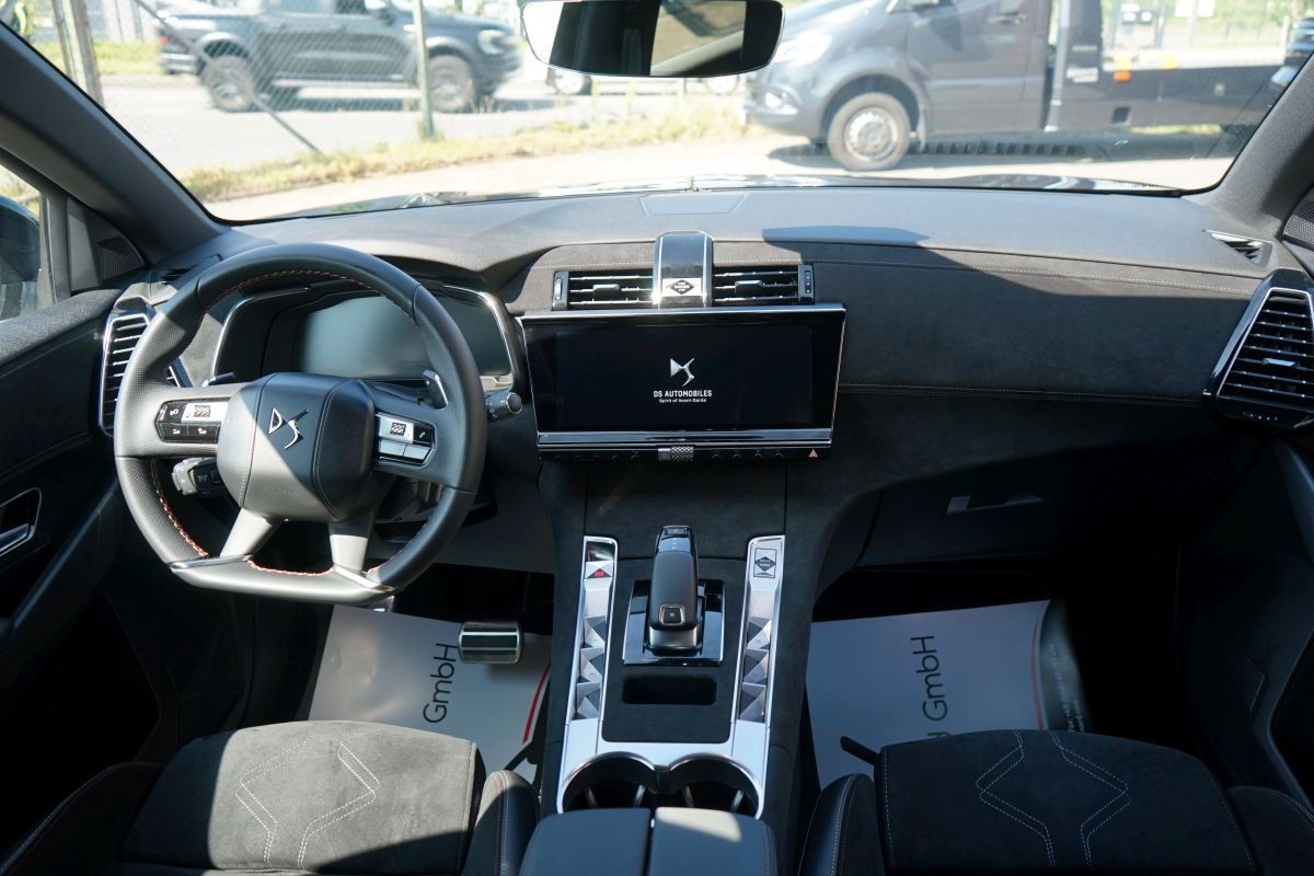 DS Automobiles DS7 (Crossback) Performance Line + 360 Kamera