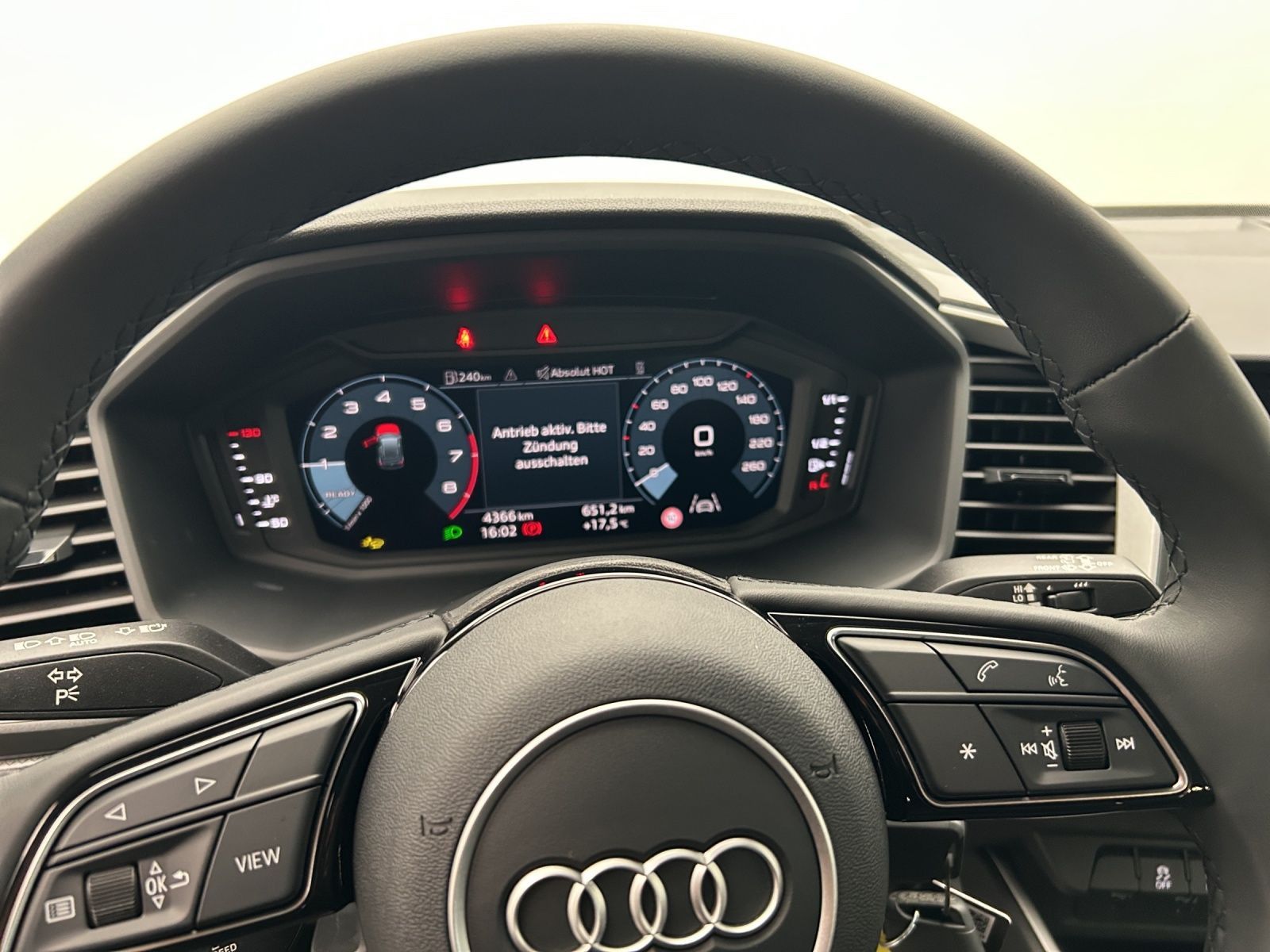 Audi A1 Sportback Advanced 25 TFSI - Samsaru's Car Outlet