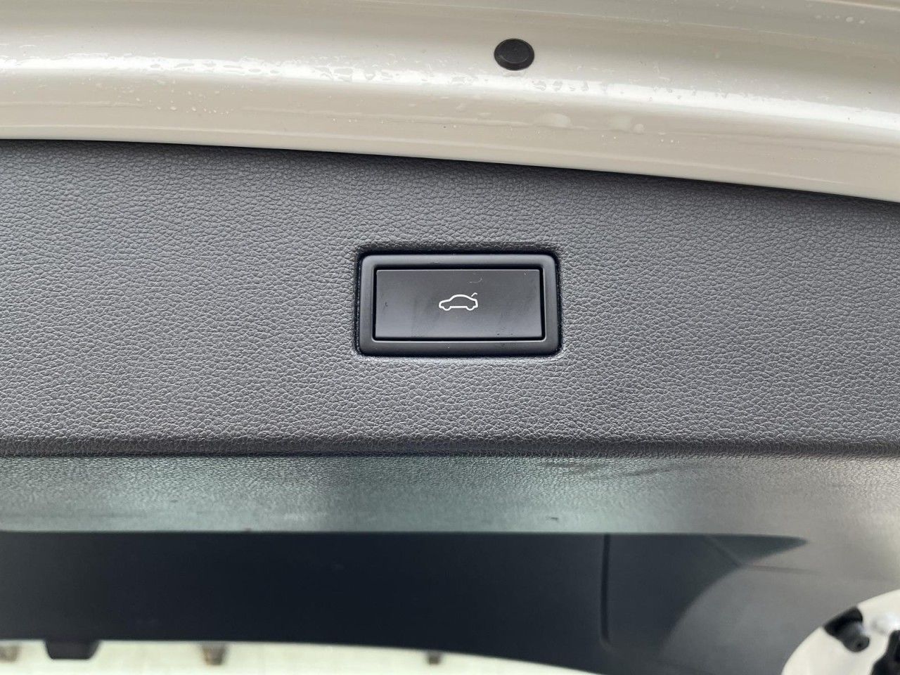 Volkswagen Tiguan 2,0 TDI DSG 4Motion Elegance (Navi+AHK+AC