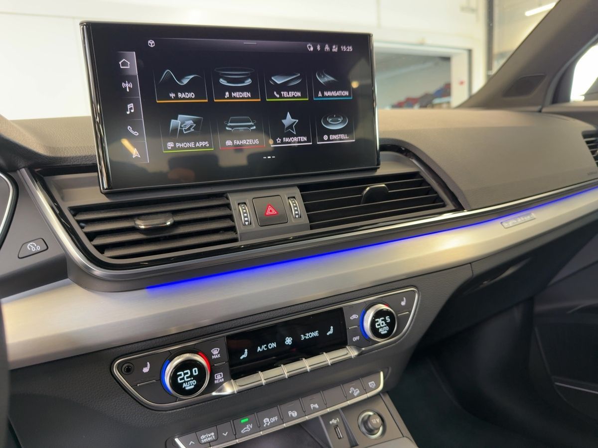 Audi Q5 Sportback 55 TFSIe qu. S line - Samsaru's Car Outlet