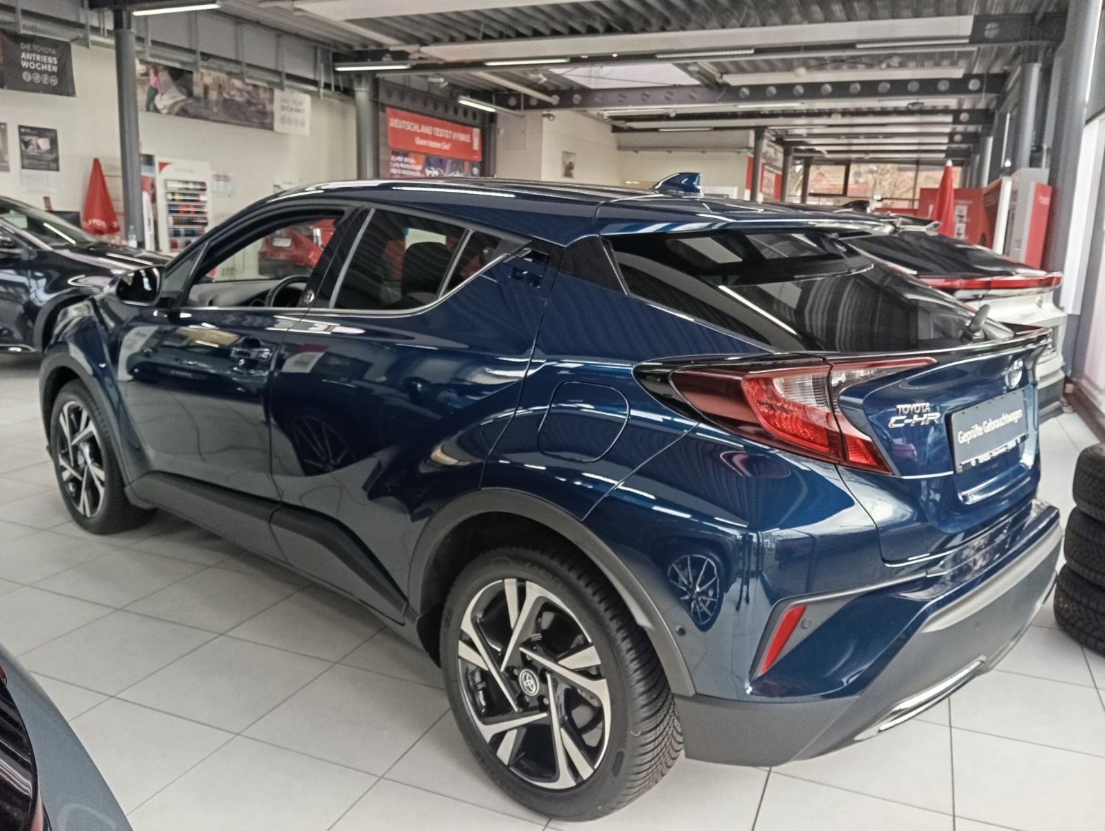 Toyota C-HR 2.0l Hybrid Automatik Team D, Toter Winkel