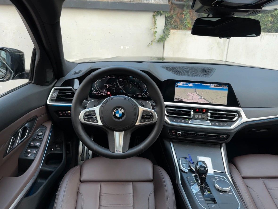 BMW 330e M Sport Shadow - Samsaru's Car Outlet