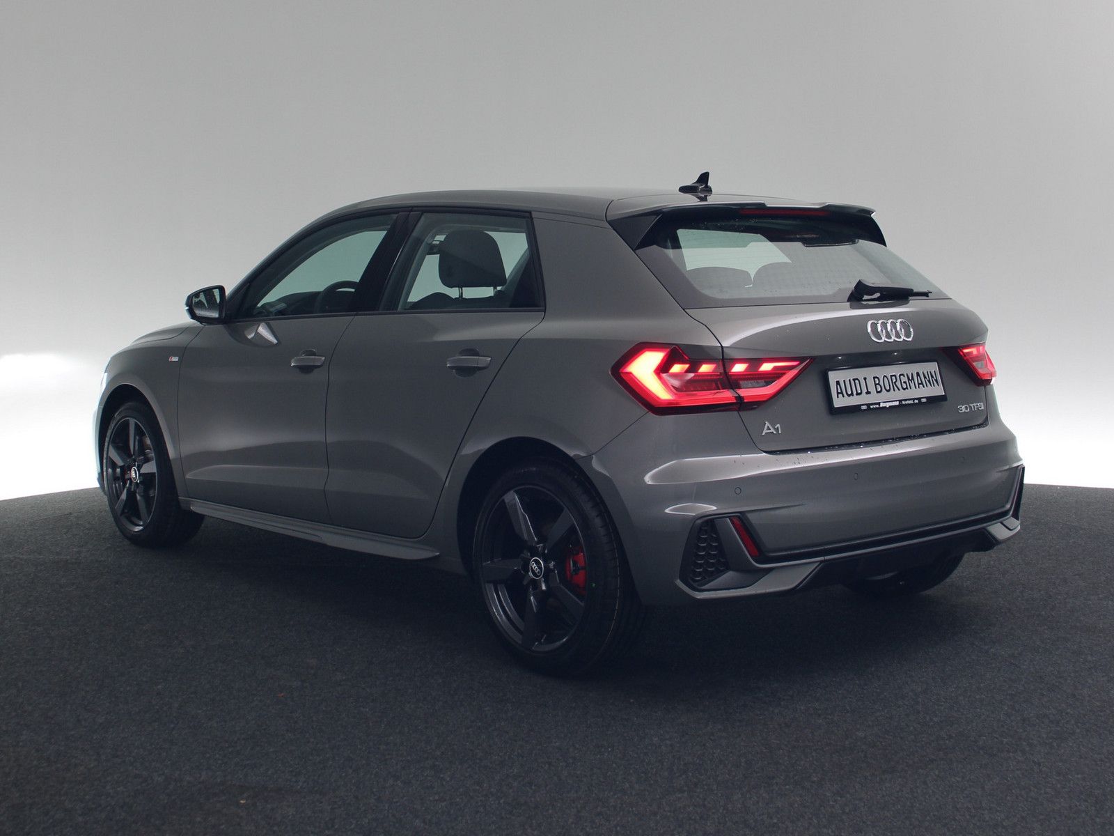 Audi A1 Sportback 30 TFSI S line - Samsaru's Car Outlet