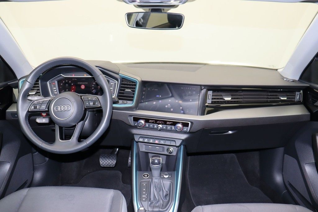 Audi A1 Sportback 35 TFSI S line - Samsaru's Car Outlet