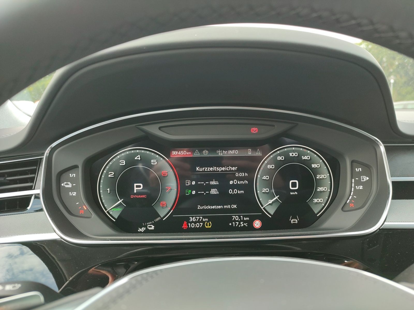 Audi A8 L 60 TFSI e quattro S line - Samsaru's Car Outlet
