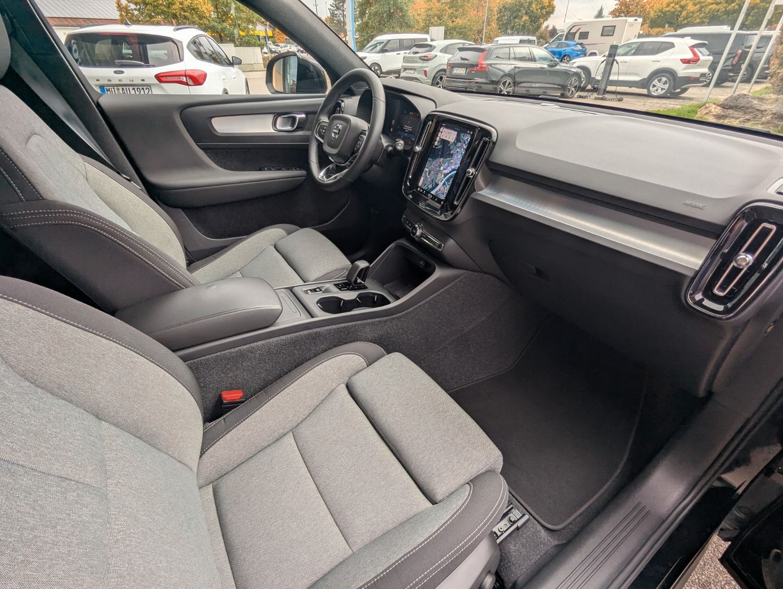 Volvo XC 40 B3 Core AHK