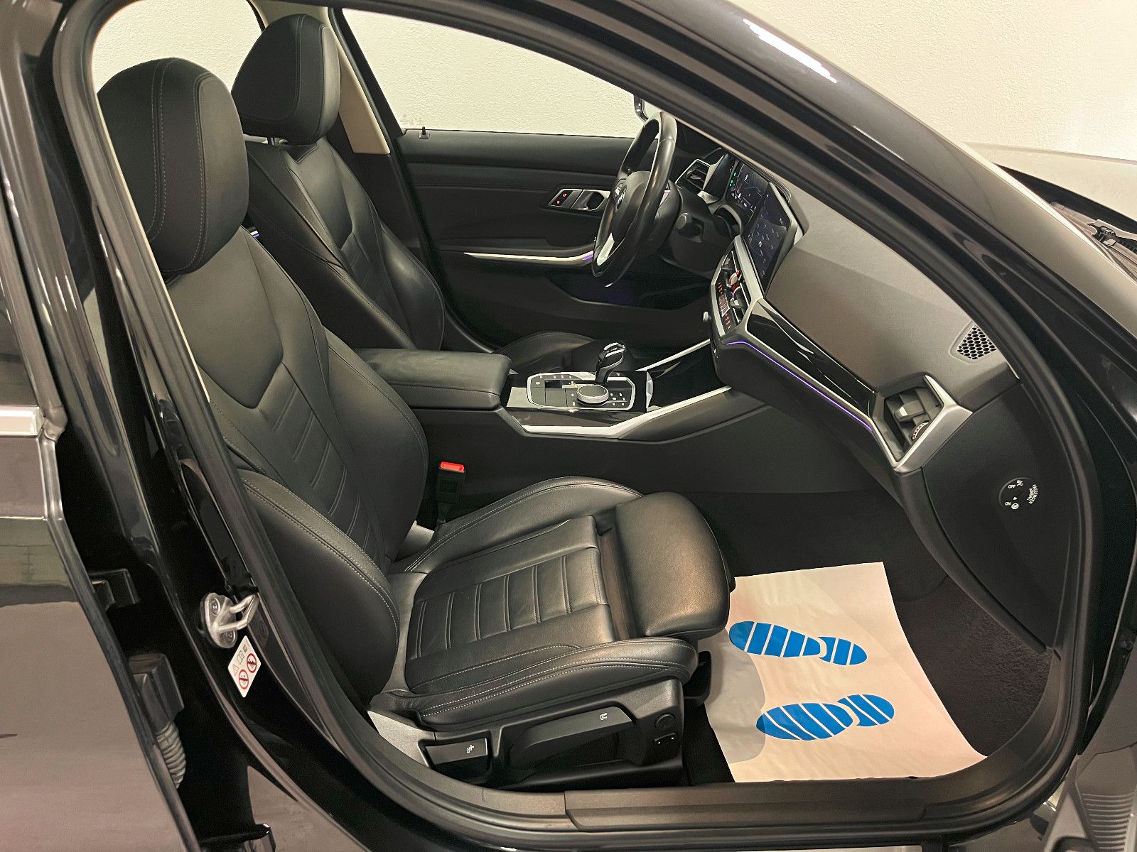 BMW 320 d xDrive LuxuryLine* Live Cockpit/Kamera/LED