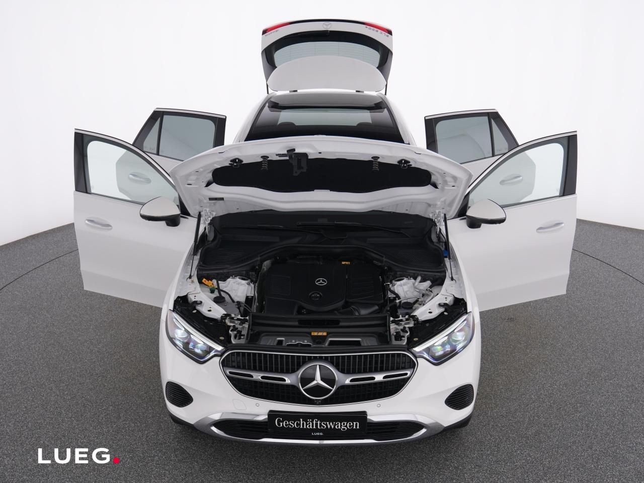 Mercedes-Benz GLC 300 e 4M AVANTGARDE+PANO+AHK+FAHRASS+KEYLESS