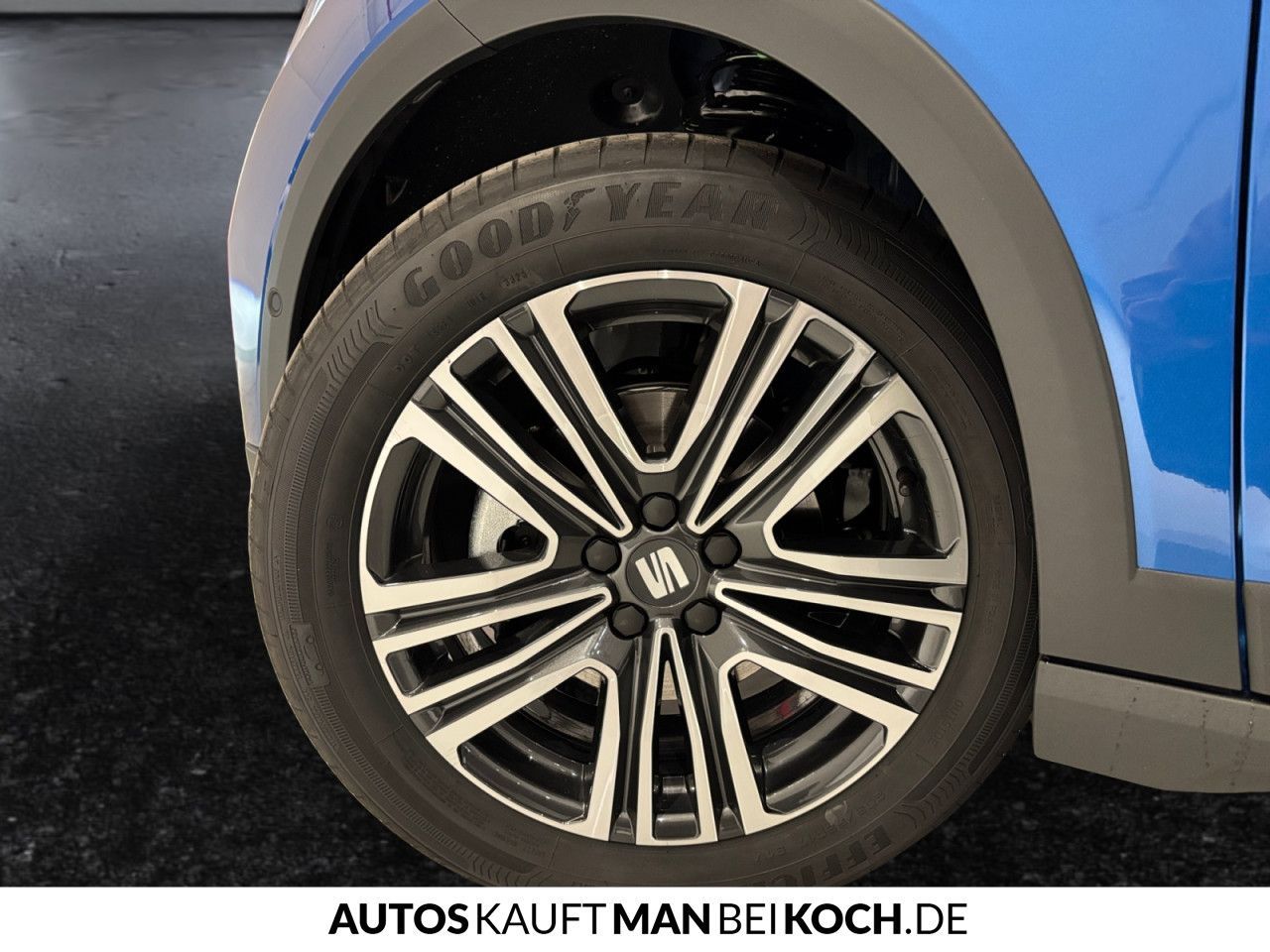 Seat Arona 1.0 TSI DSG Road Ed SOUND NAVI PDC V+H AHK