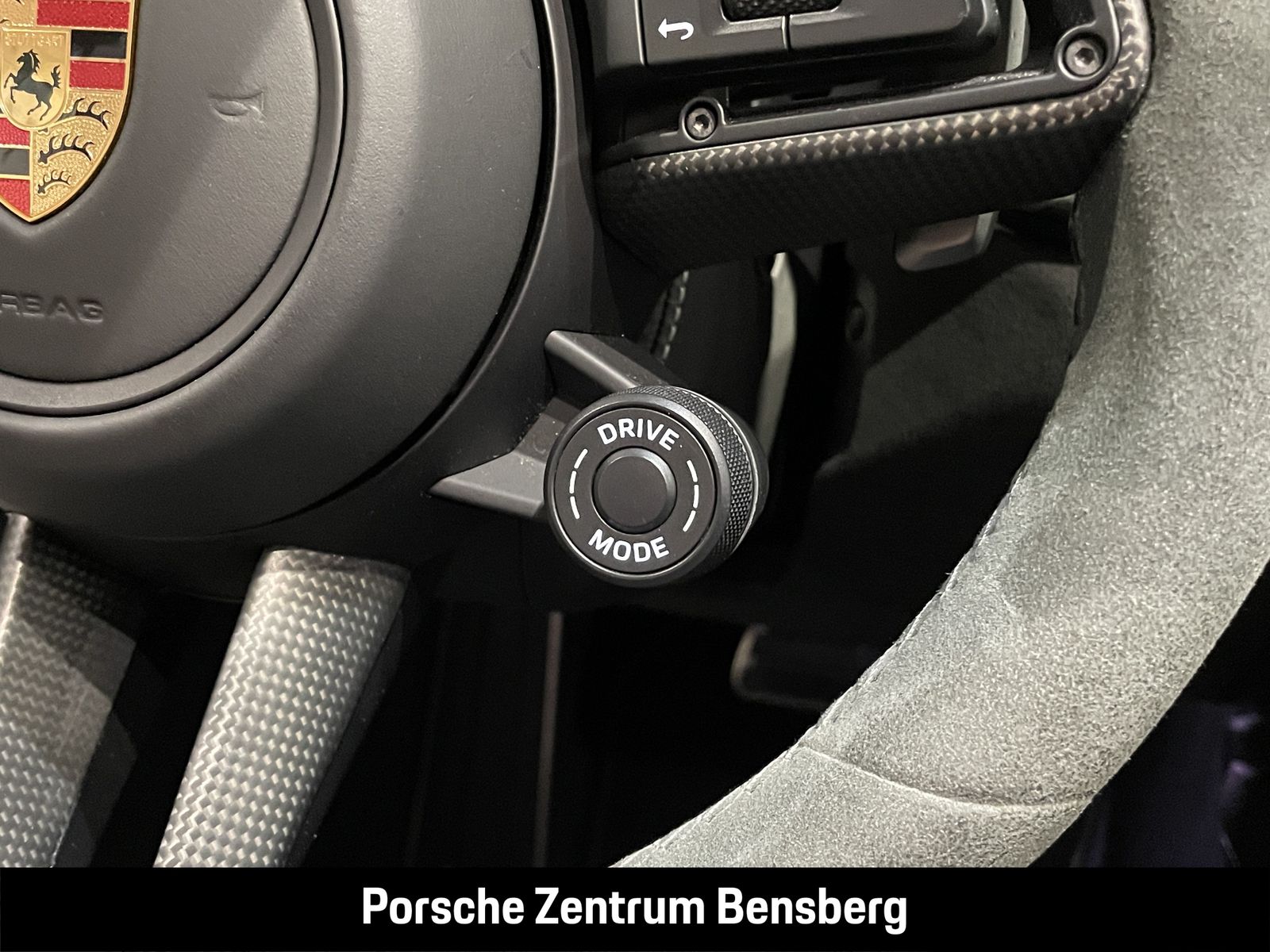 Porsche 911 Carrera 4 GTS Cabriolet Burmester Lift 18Weg