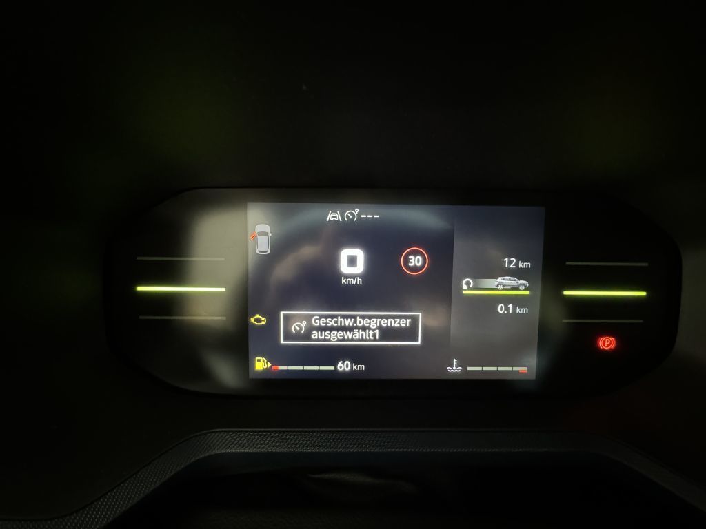 Dacia Duster Neuer Journey TCe130 - Samsaru's Car Outlet