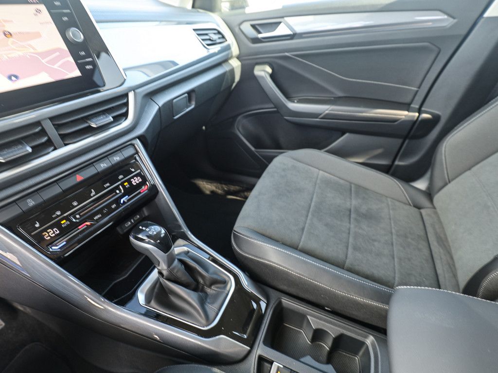 Volkswagen T-Roc Style 1.5 l TSI DSG - Samsaru's Car Outlet