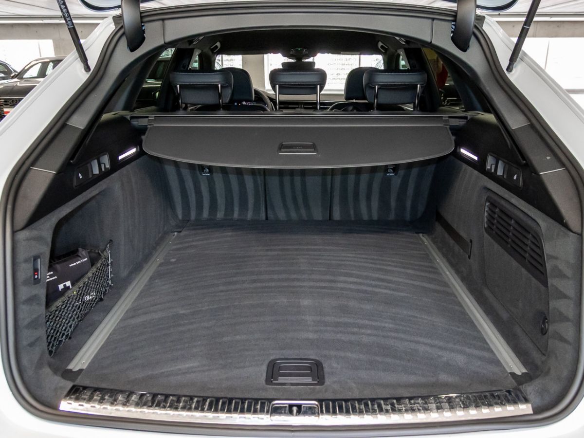 Audi A6 Avant 35 TDI S tronic - Samsaru's Car Outlet