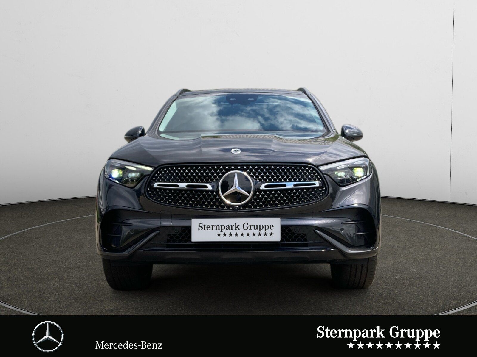 Mercedes-Benz GLC 300 e 4M AMG Premium Plus +AHK+Pano+DIST+20"
