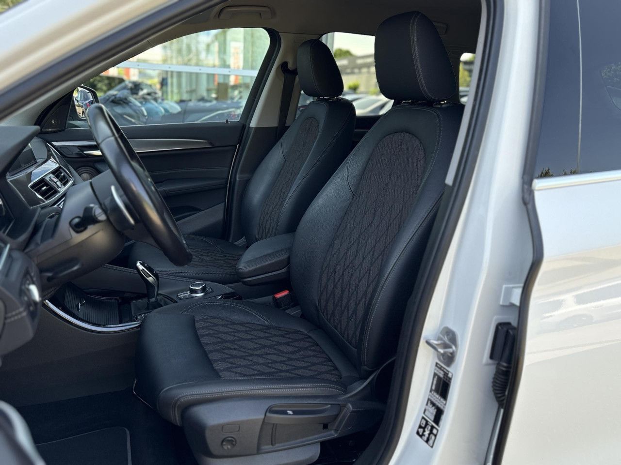 BMW X1 xDrive20d - Samsaru's Car Outlet