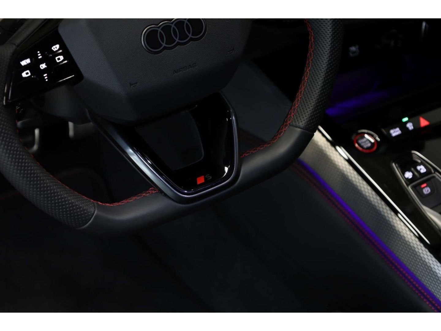 Audi A5 Avant e-hybrid qu. S line AHK/Bei.Dis./19''