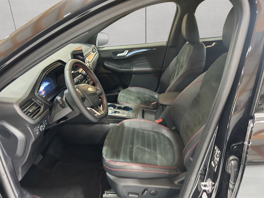 Ford Kuga 2.5 Duratec PHEV ST-LINE X *PANO*AHK*