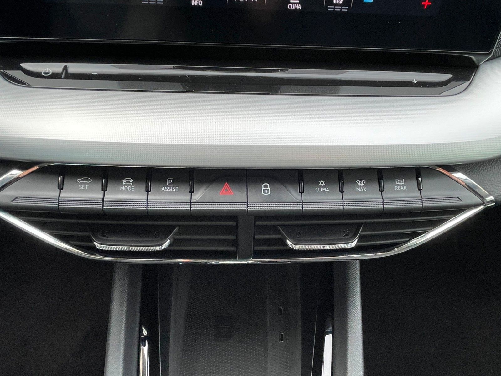 Skoda OCTAVIA Combi First Edition TSI iV - Samsaru's Car Outlet