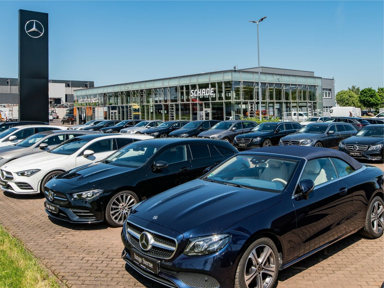 Mercedes-Benz GLC 300 de 4M AMG Line - Samsaru's Car Outlet