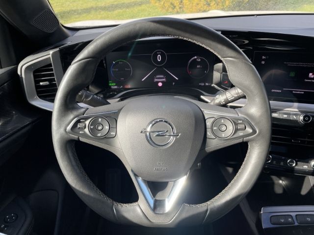 Opel Mokka-e Ultimate - Samsaru's Car Outlet