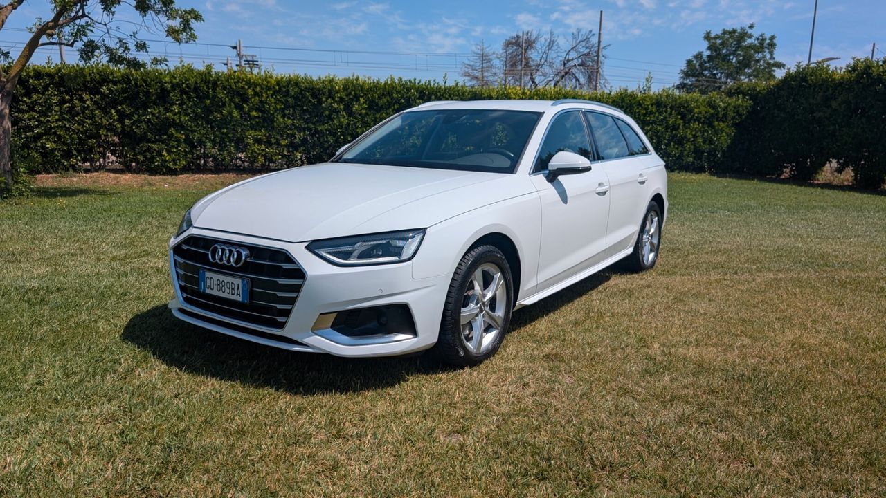 Audi A4 Avant 35 TDI S tronic - Samsaru's Car Outlet