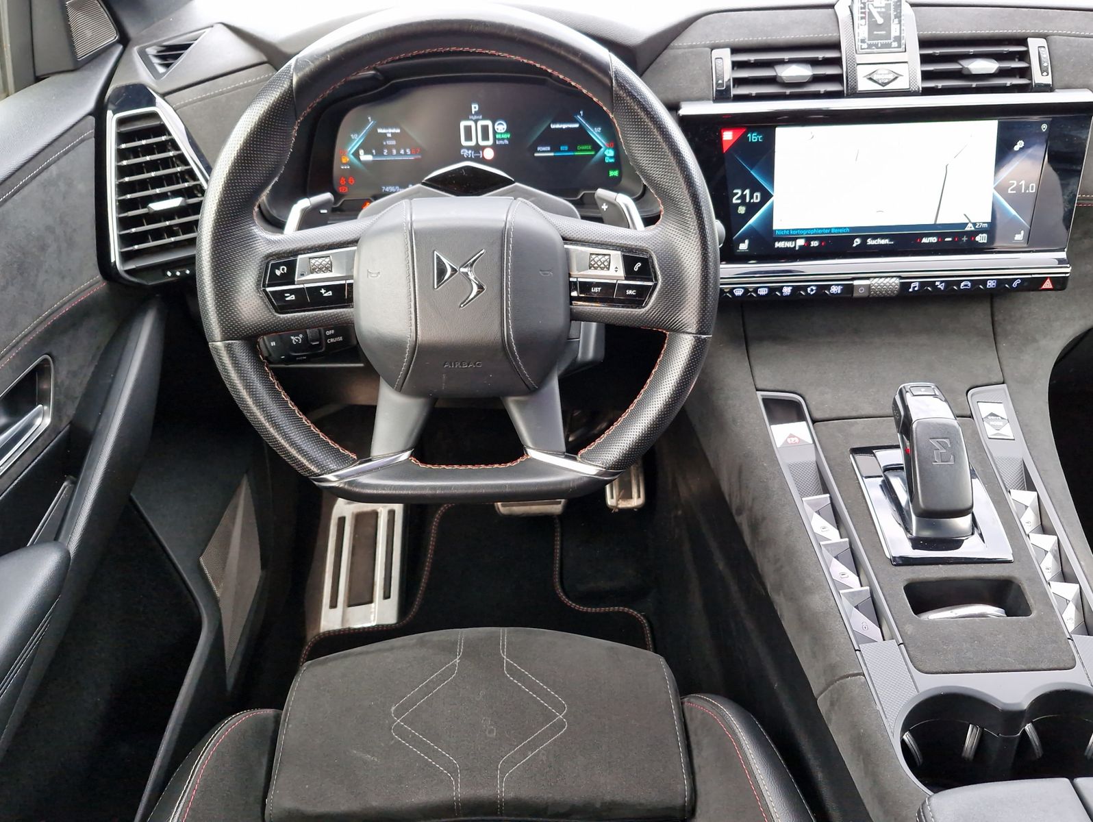 DS Automobiles DS7 Crossback PHEV 300 4x4 Performance Line+ AT