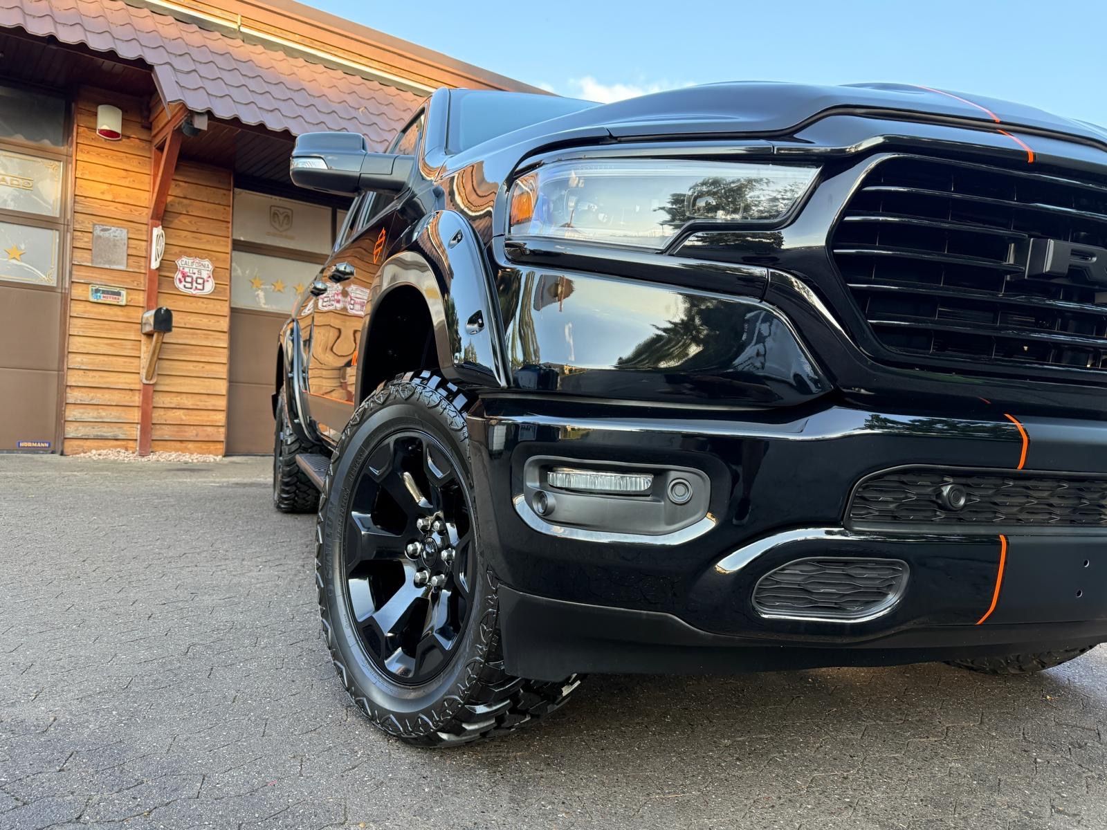 Dodge LIMITED*HARLEY*LPG*OFFROAD*NAVI*AHK*4X4*LIFT*PDC