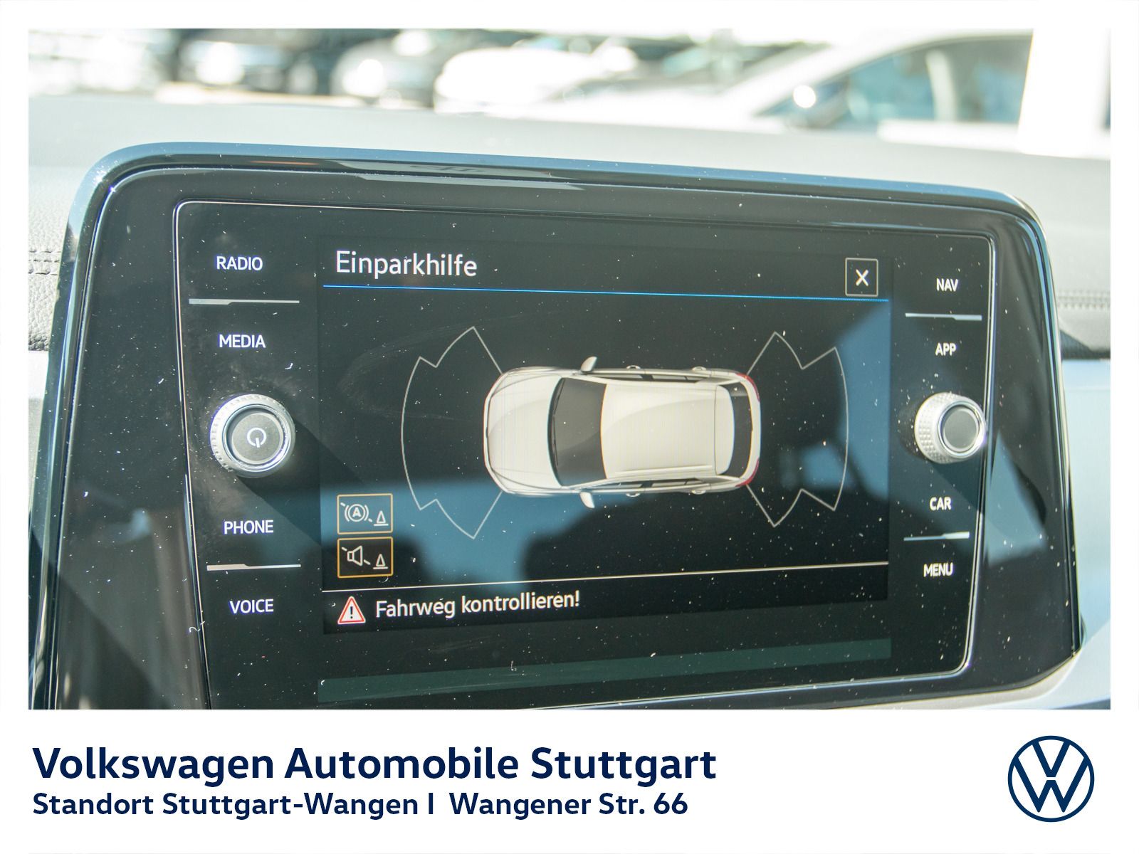 Volkswagen T-Roc Life 1.5 TSI DSG - Samsaru's Car Outlet