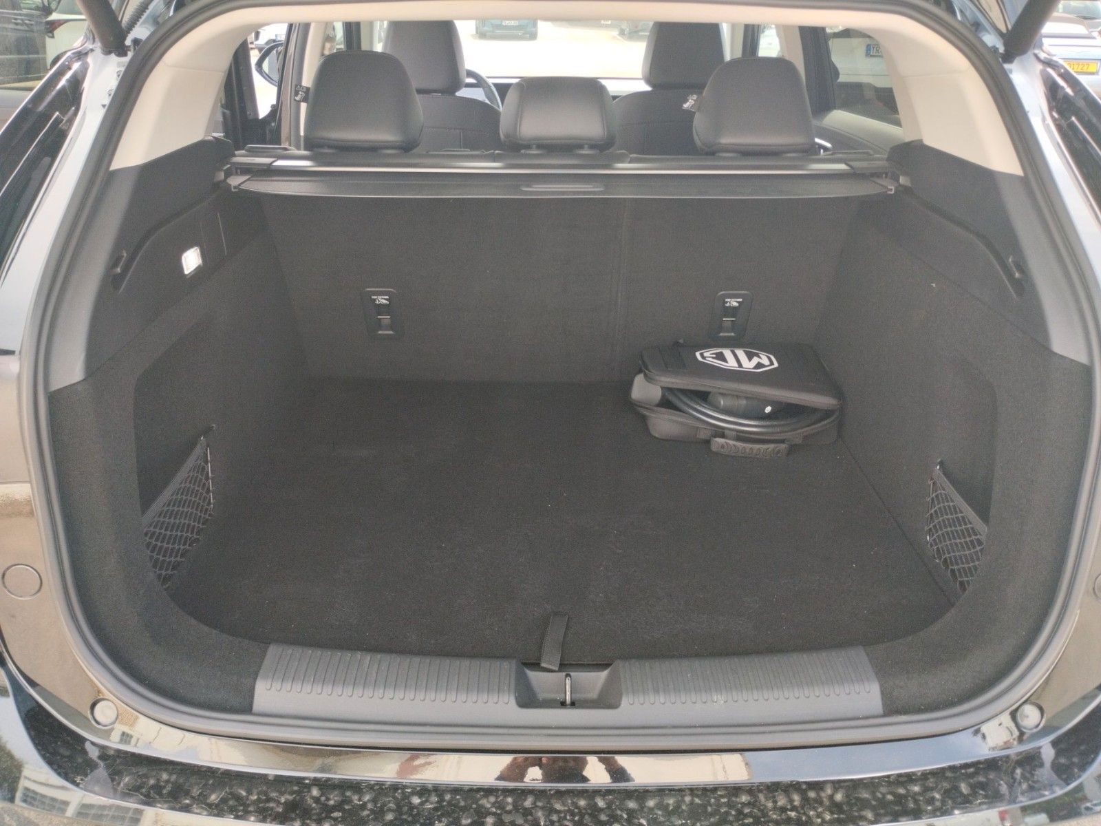 MG HS PHEV Luxury 272 PS - Allwetterreifen