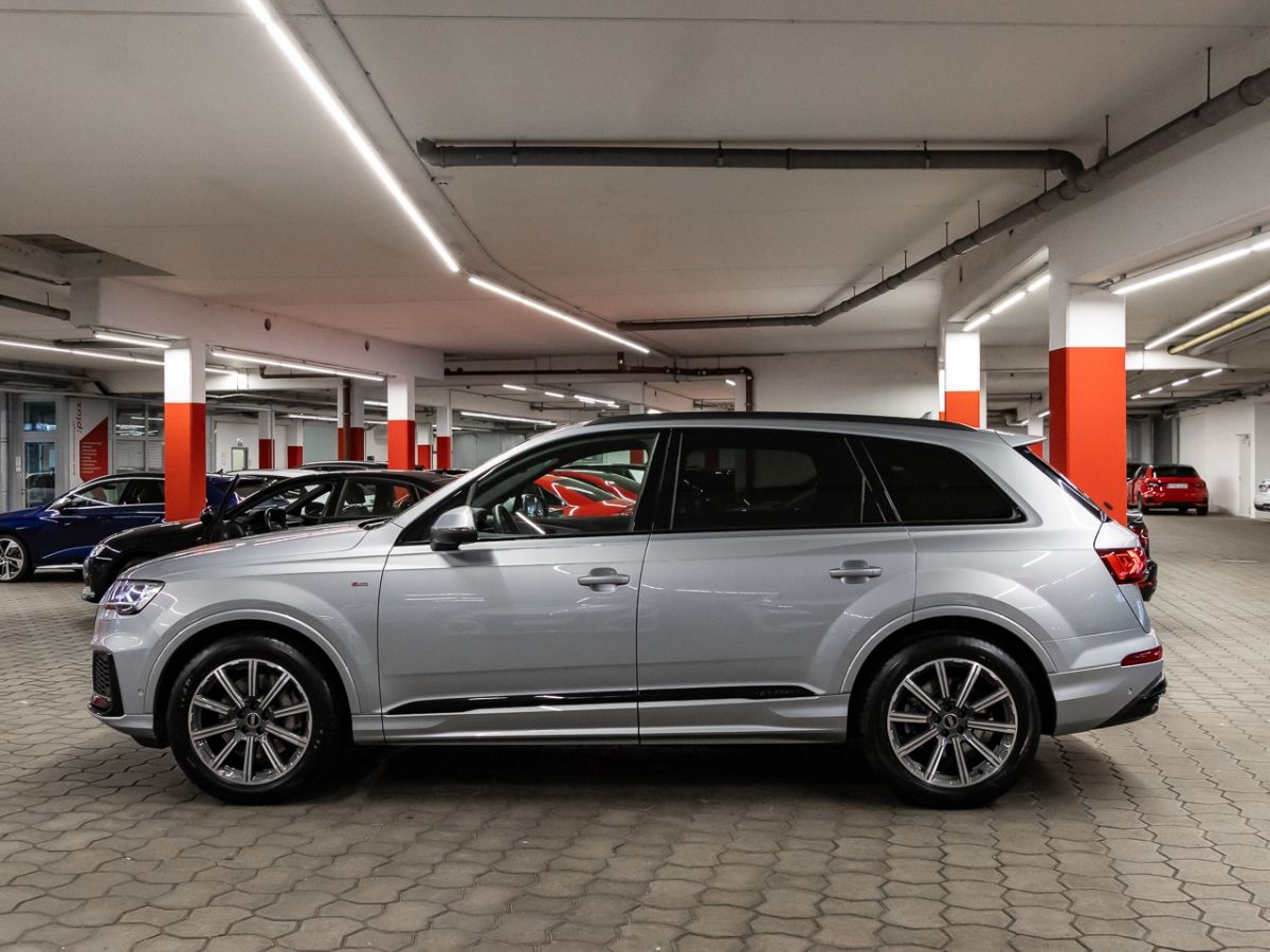 Audi Q7 S line 55 TFSI quattro AIR Pano HuD 360° AHK